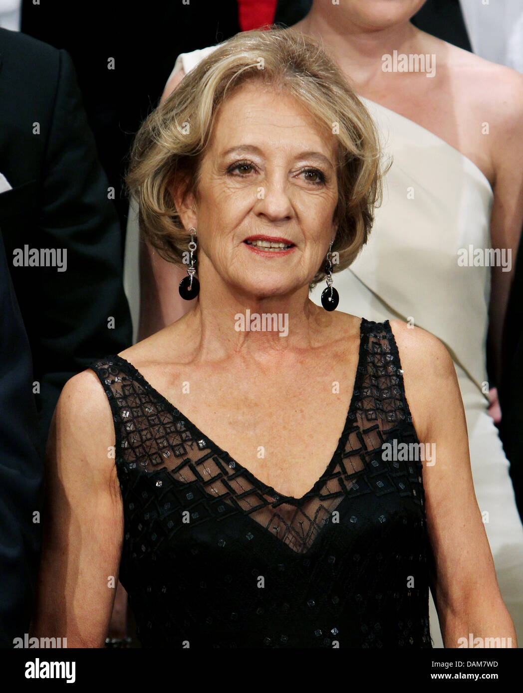 La madre de la Princesa holandesa, Maria Zorreguieta, asiste al concierto ofrecido por la Real Orquesta edificio de conciertos para el 40 cumpleaños de la Princesa Maxima en Amsterdam, Holanda, el 27 de mayo de 2011. Foto: Patrick van Katwijk/piscina (Países Bajos) Foto de stock