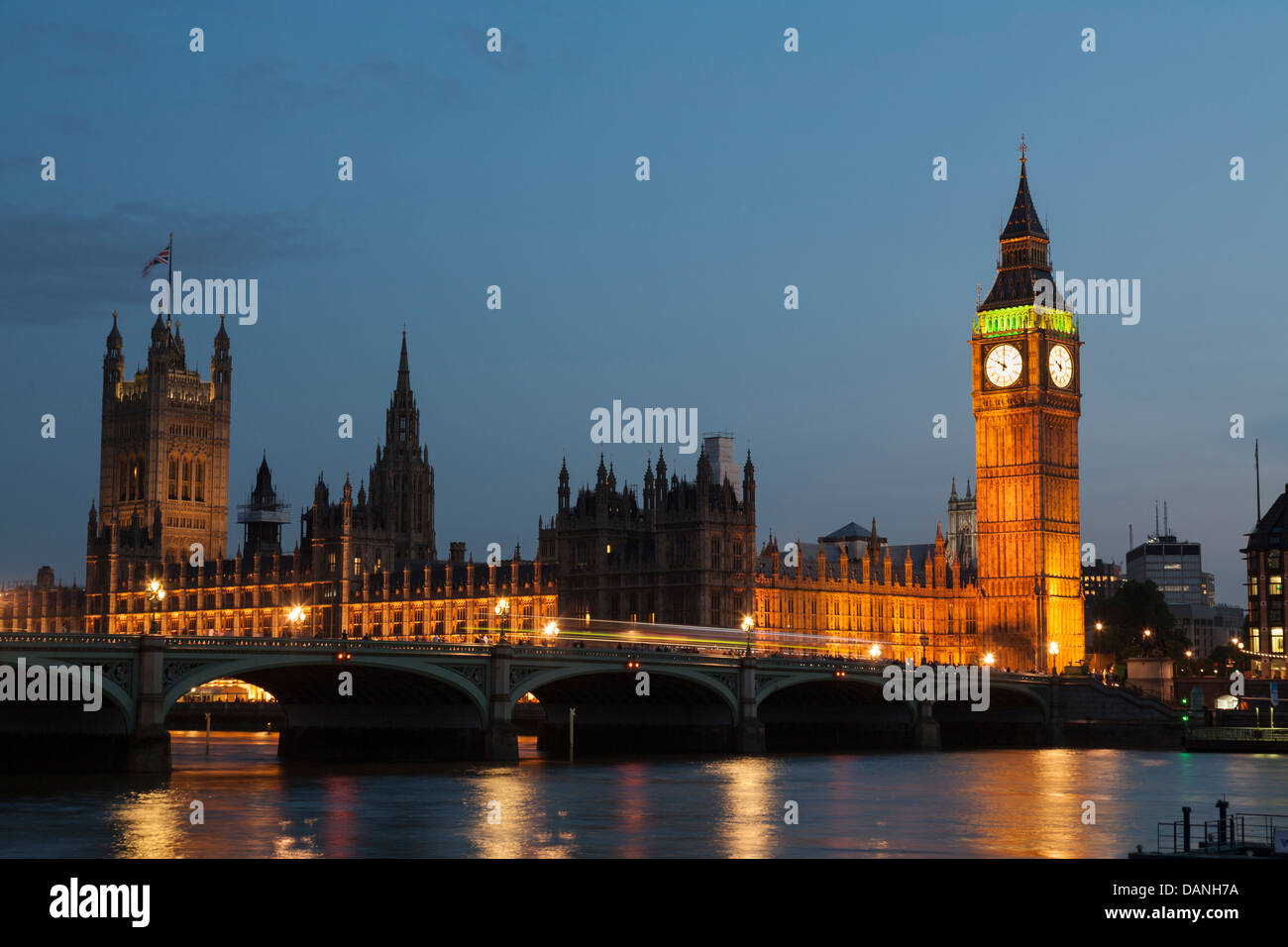 Palacio de Westminster, las Casas del Parlamento, Elisabeth Torre, Big Ben, London, UK Foto de stock