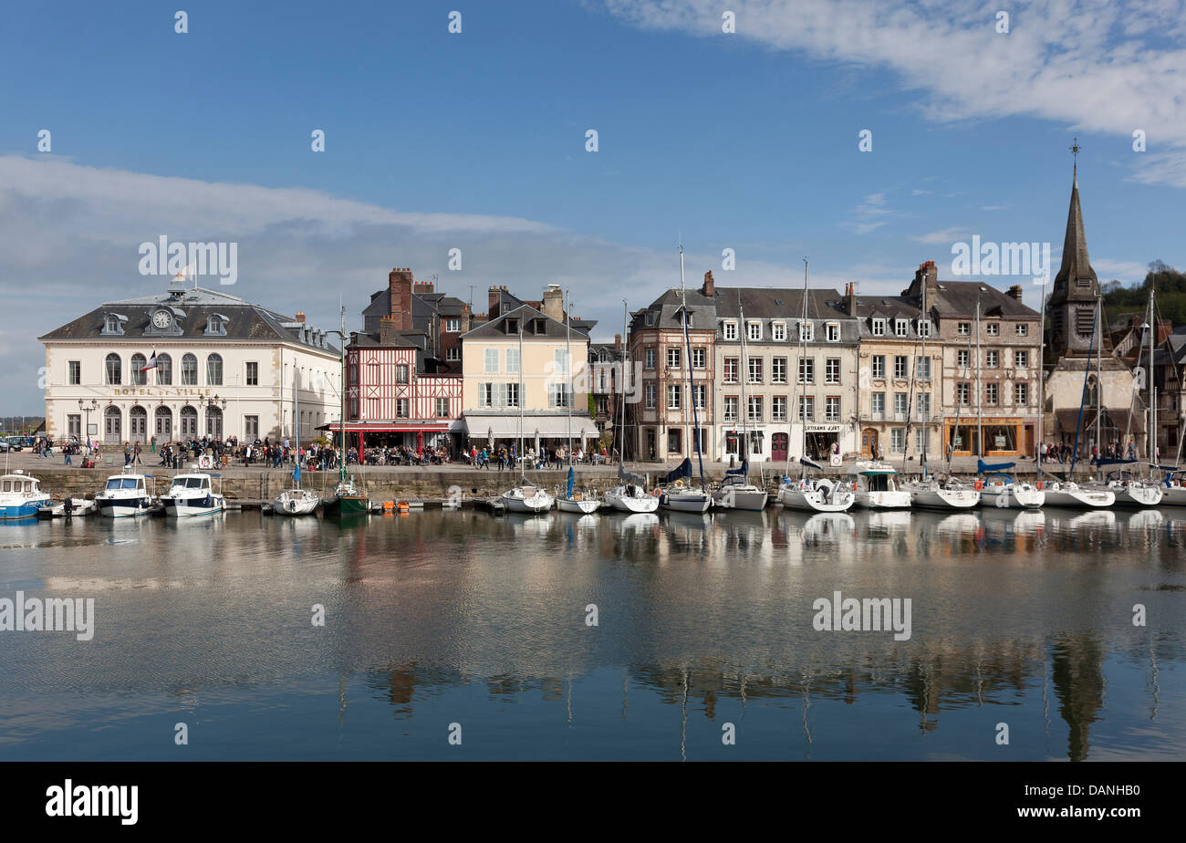 Puerto de Honfleur, Calvados, Basse Normandie, France Foto de stock
