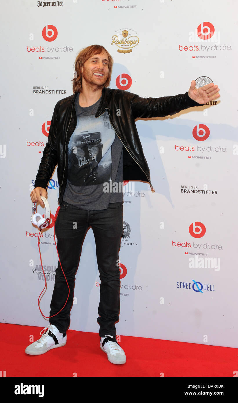 Casa francesa dj y productor musical David Guetta llega en el evento 'Ibiza  a Berlín' en la Spindler & Klatt club en Berlín, Alemania, 06 de septiembre  de 2011. La etiqueta pulsaciones