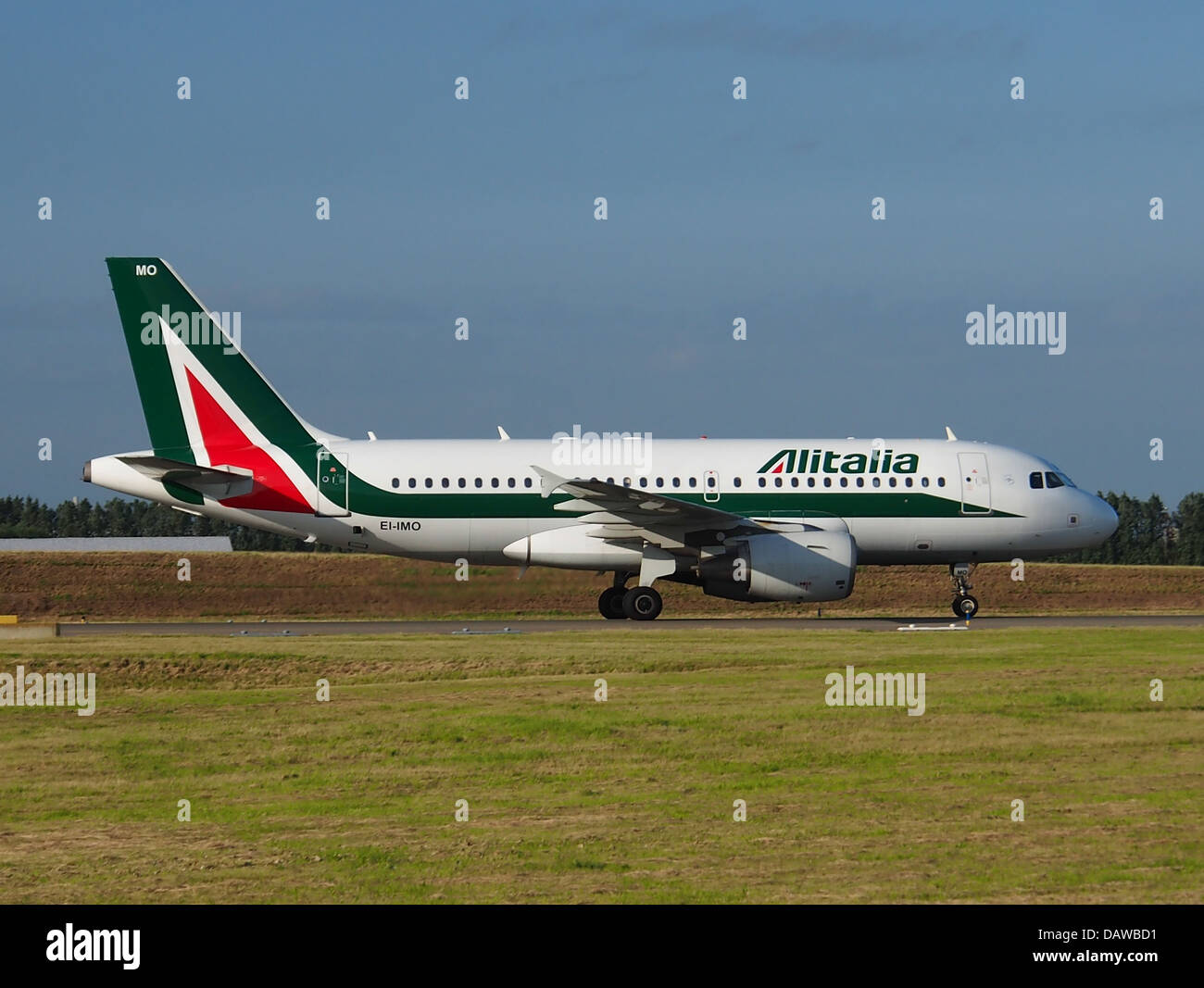 EI-OMI Airbus A319-112 Alitalia - cn 1770 Foto de stock