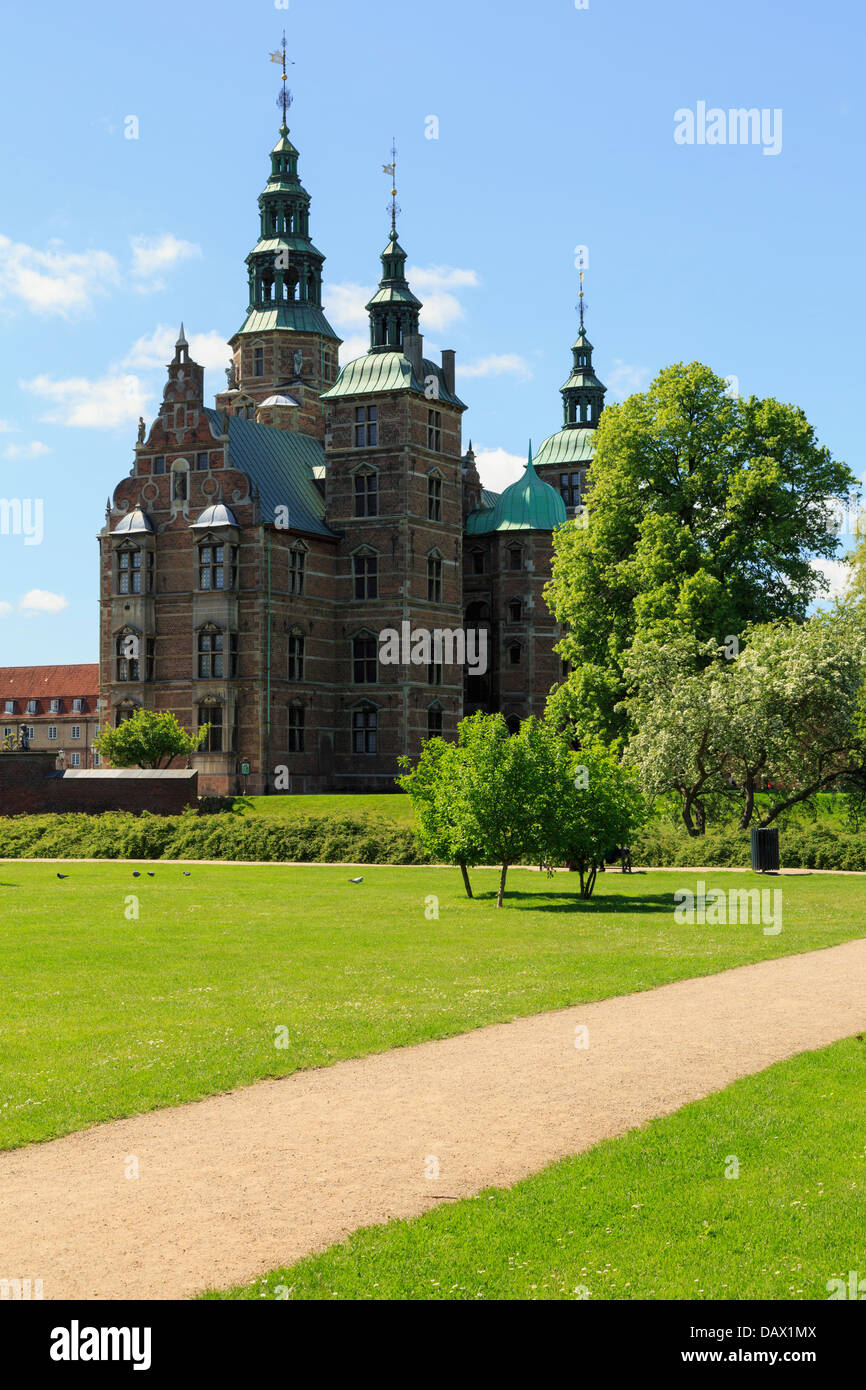 Castillo de Rosenborg en el Jardín del Rey estableció en estilo renacentista durante el reinado del rey Christian IV. Copenhague, Dinamarca Foto de stock