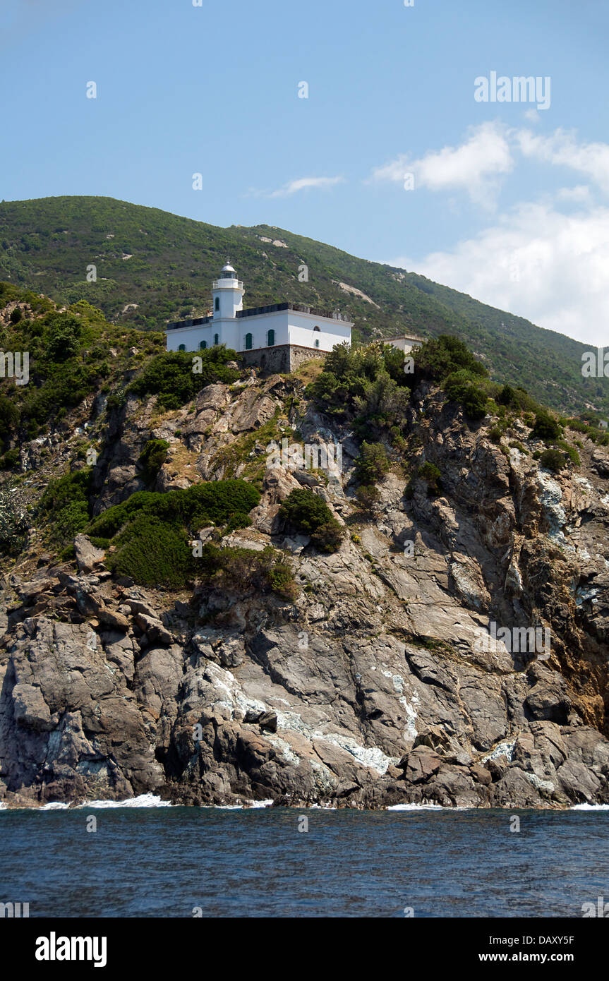 Iglesia del pueblo Pomonti Elba Toscana Italia Foto de stock