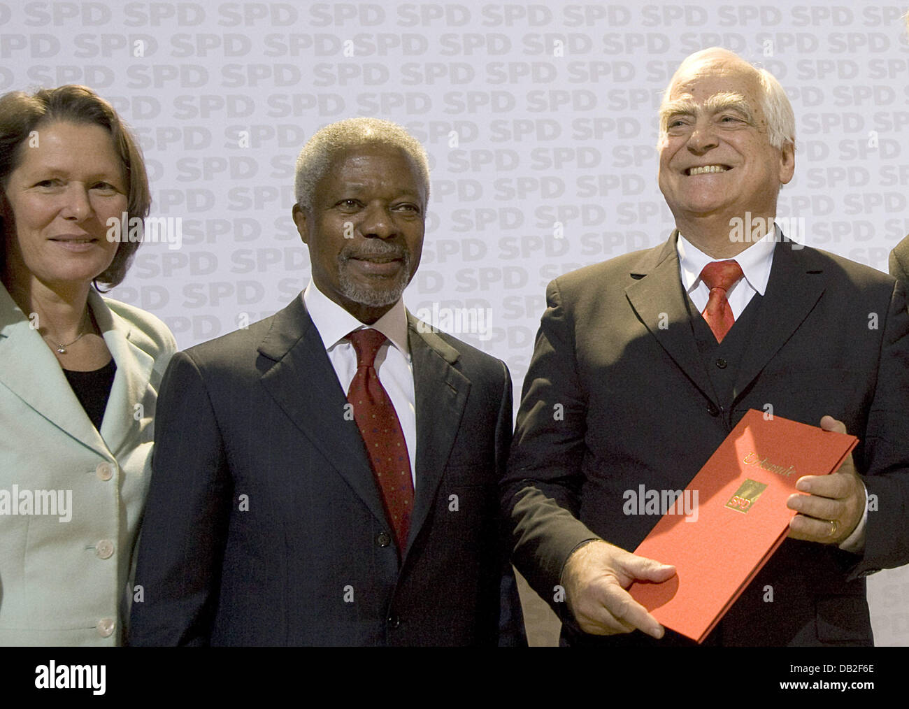 Peter Eigen Fotos e Imágenes de stock - Alamy