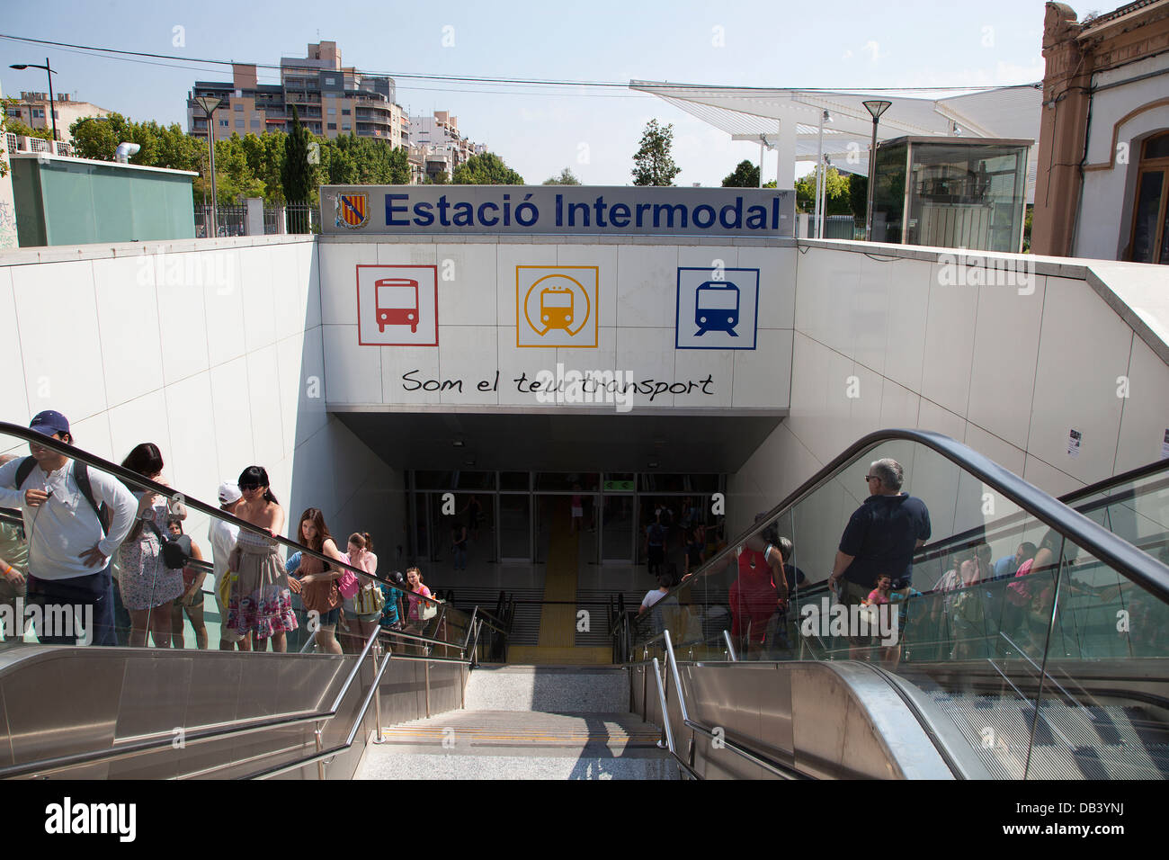 Entrada a la Estación Intermodal Estacio en Palma de Mallorca una parte del transporte de les Illes Balears red ferroviaria Foto de stock