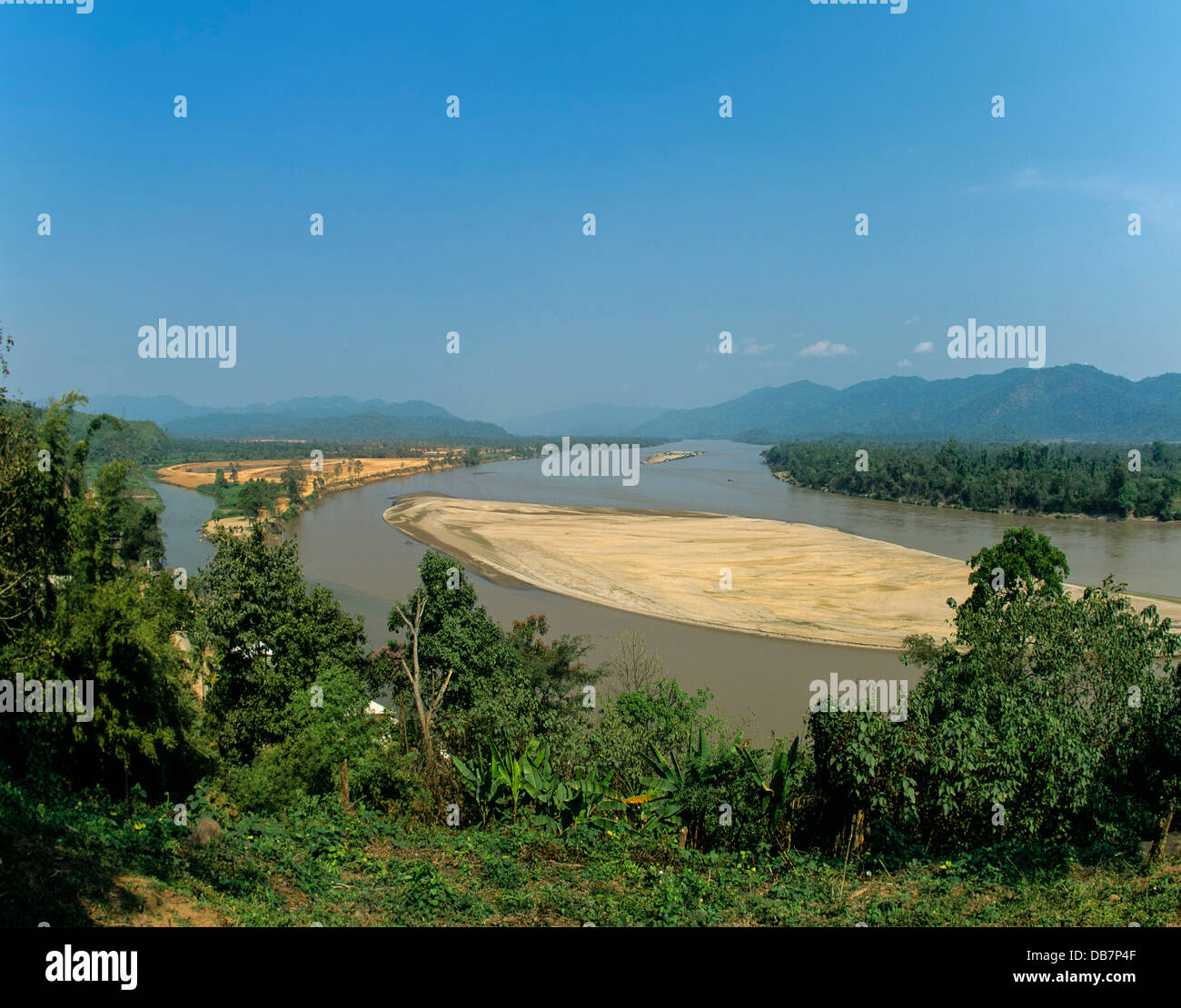 Triángulo, Triángulo de fronteras de Myanmar, Tailandia y Laos, confluencia de la Mae Nam Sai y del Mekong Foto de stock