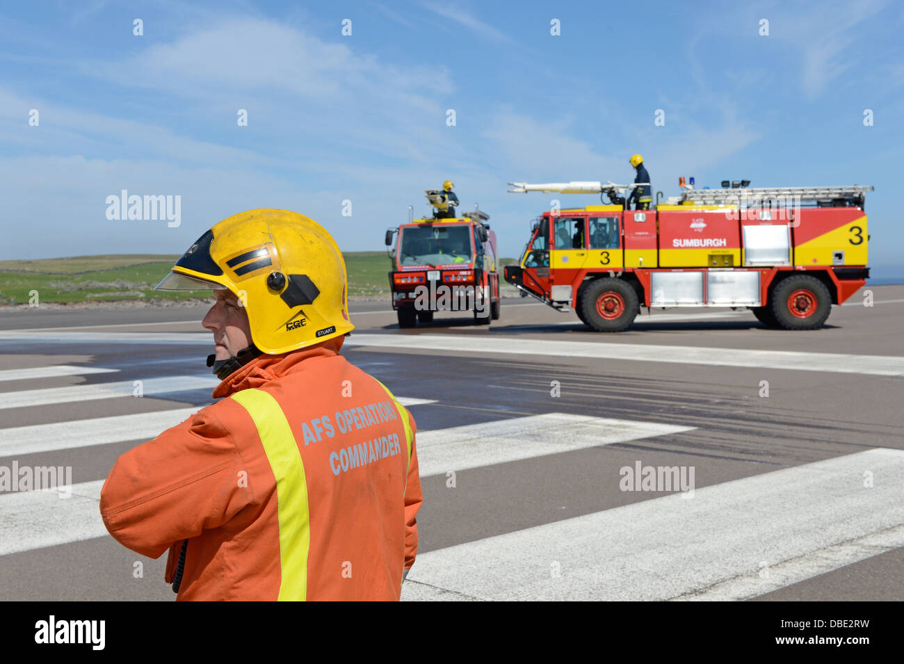 En el ejercicio de la Brigada contra Incendios Sumburgh en Sumburgh Airport Shetland Escocia Foto de stock