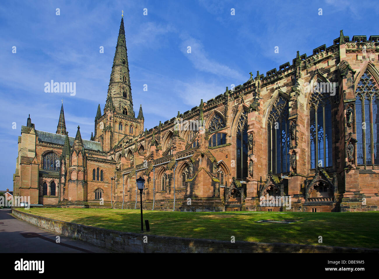 Exterior de la Catedral de Lichfield, Lichfileld, Staffordshire, Inglaterra, Reino Unido. Foto de stock