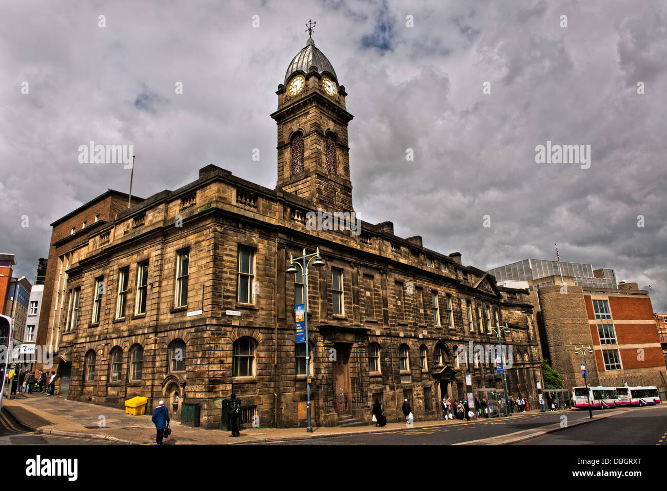 Sheffield courthouse ahora está abandonada en el centro de la ciudad. El edificio Victoriano está a la espera de la remodelación. Foto de stock