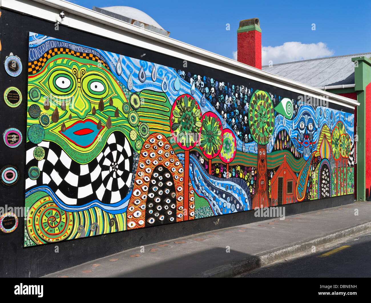 Dh KAWAKAWA NUEVA ZELANDIA coloridos murales Foto de stock