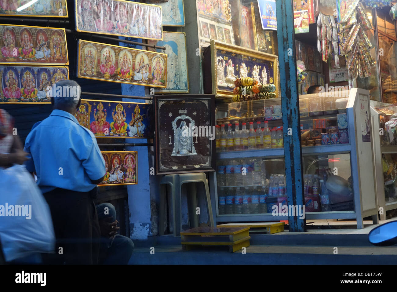 Hindu religioso fotografías e imágenes de alta resolución Alamy