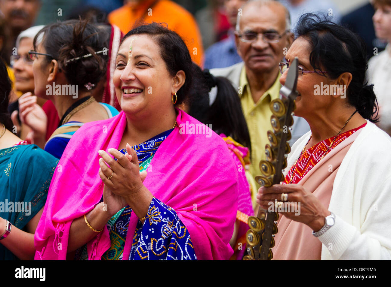 Seguidores Hare Krishna Na Rua Imagem Editorial - Imagem de internacional,  grupo: 229121160