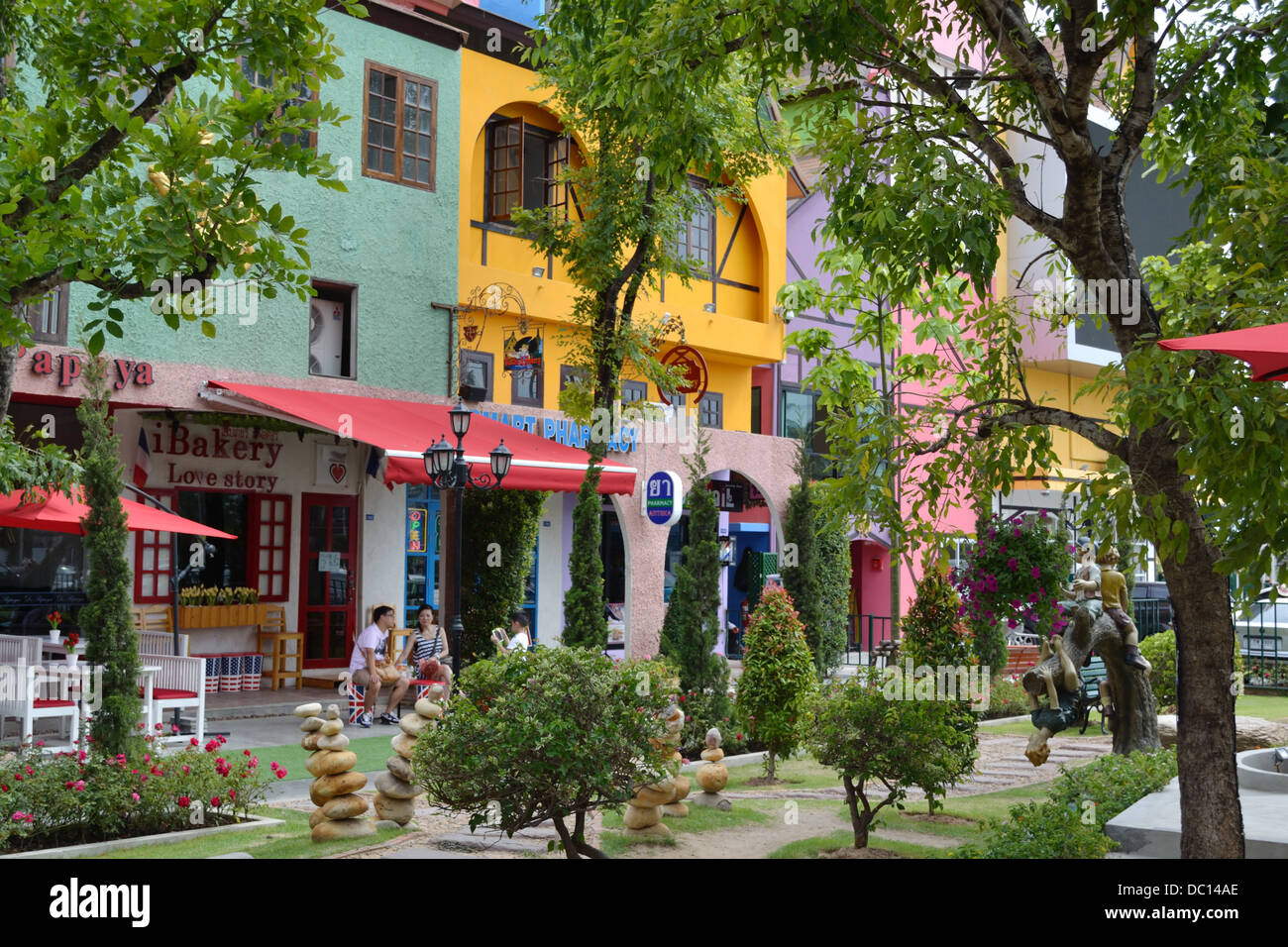 Mimosa Shopping Village - atracción turística de Pattaya - La Ciudad del Amor Foto de stock