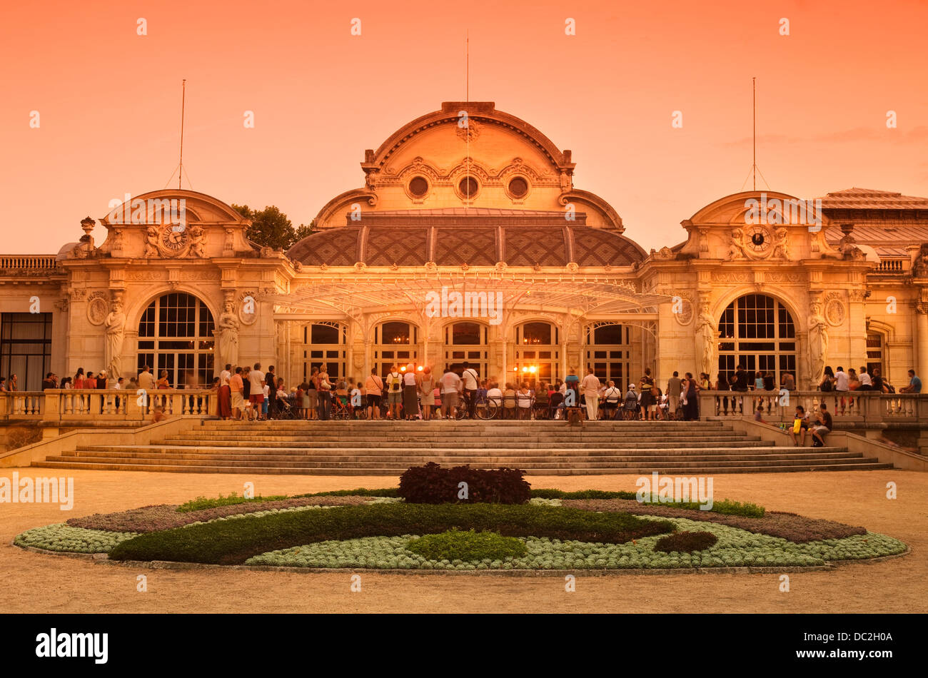 Ópera edificio Grand Casino PARC DE FUENTES Auvernia Francia VICHY Foto de stock