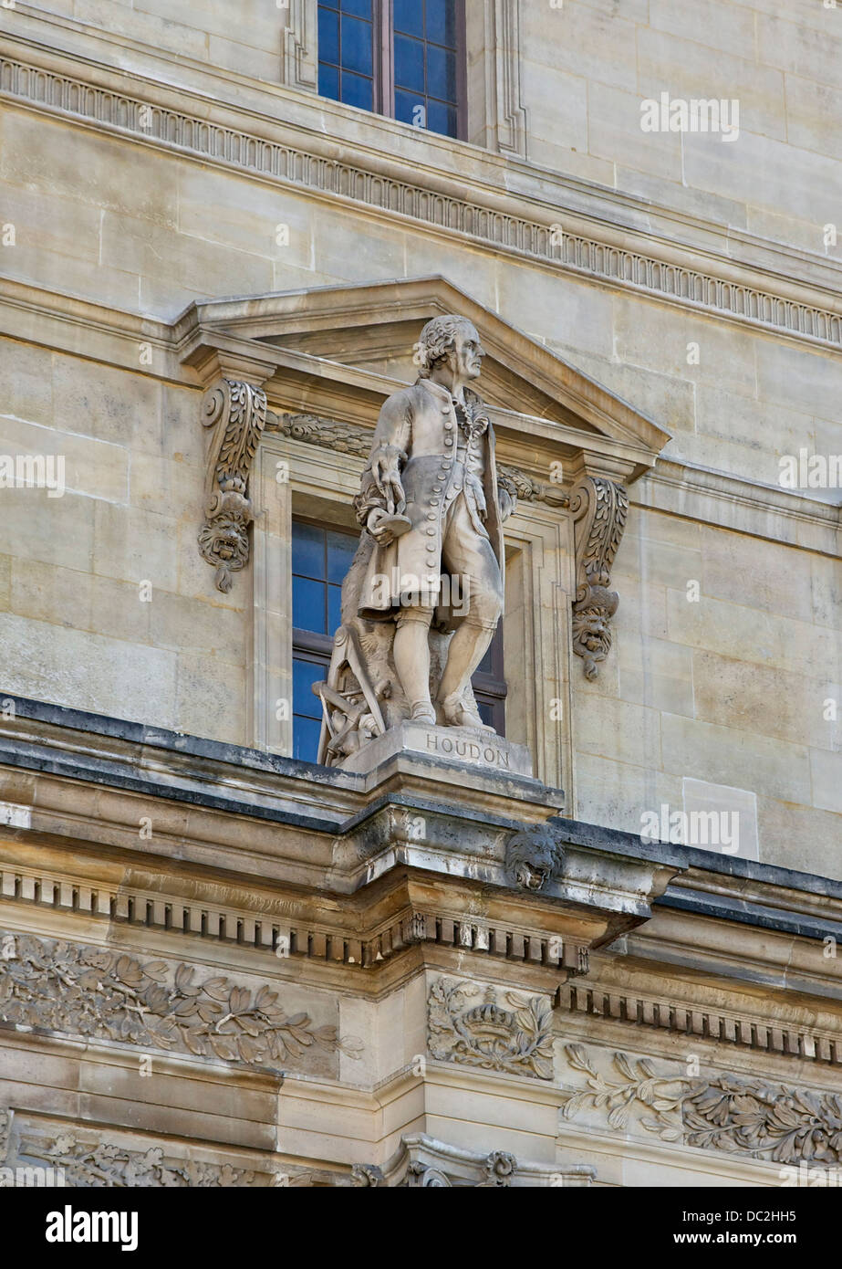 HOUDON, por grosero, ca.1853, ala Denon, Palacio del Louvre, París, Francia. Foto de stock