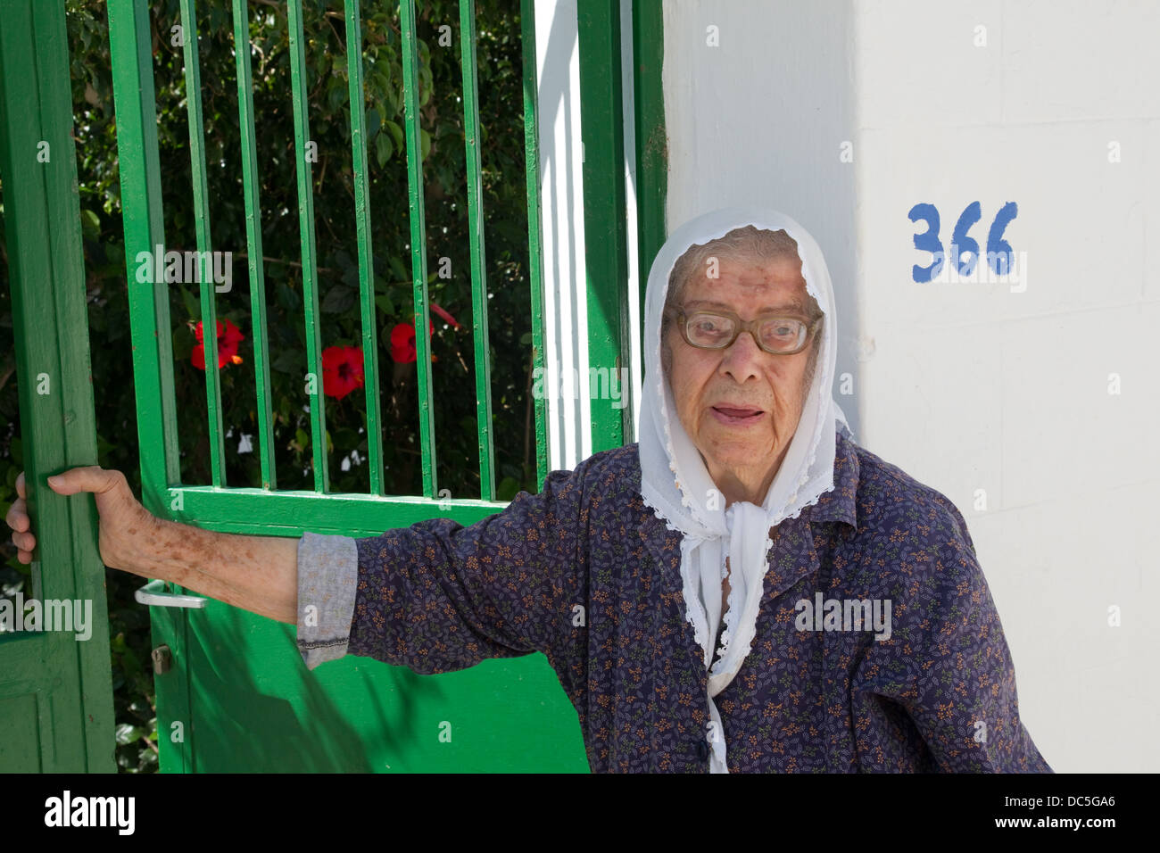 Seã±ora Griega Fotos e Imágenes de stock - Alamy