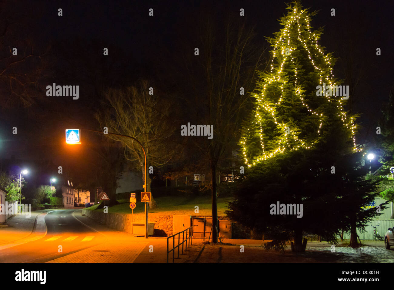 Un árbol de Navidad en Eckernforde Foto de stock