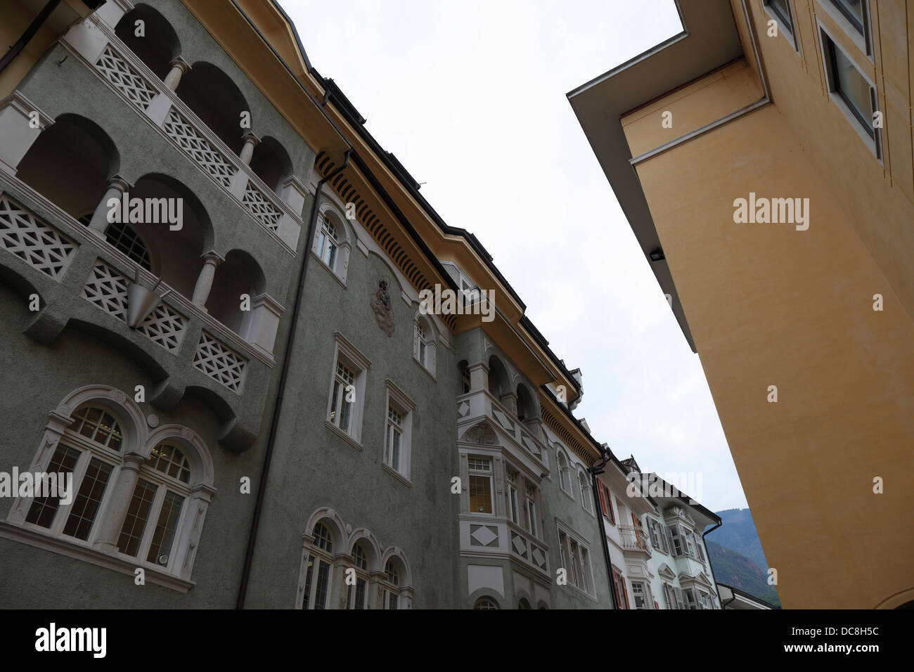 Joseph Streiter street en Bolzano Foto de stock