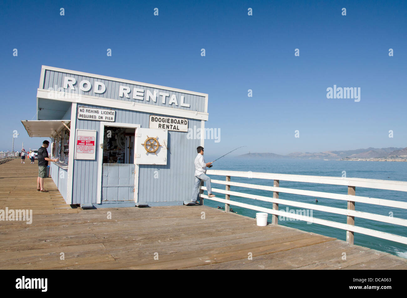 Alquiler de cañas de pescar fotografías e imágenes de alta resolución -  Alamy
