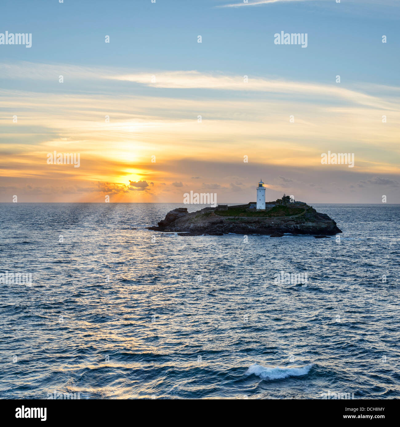 En Godrevy Sunset Island Foto de stock