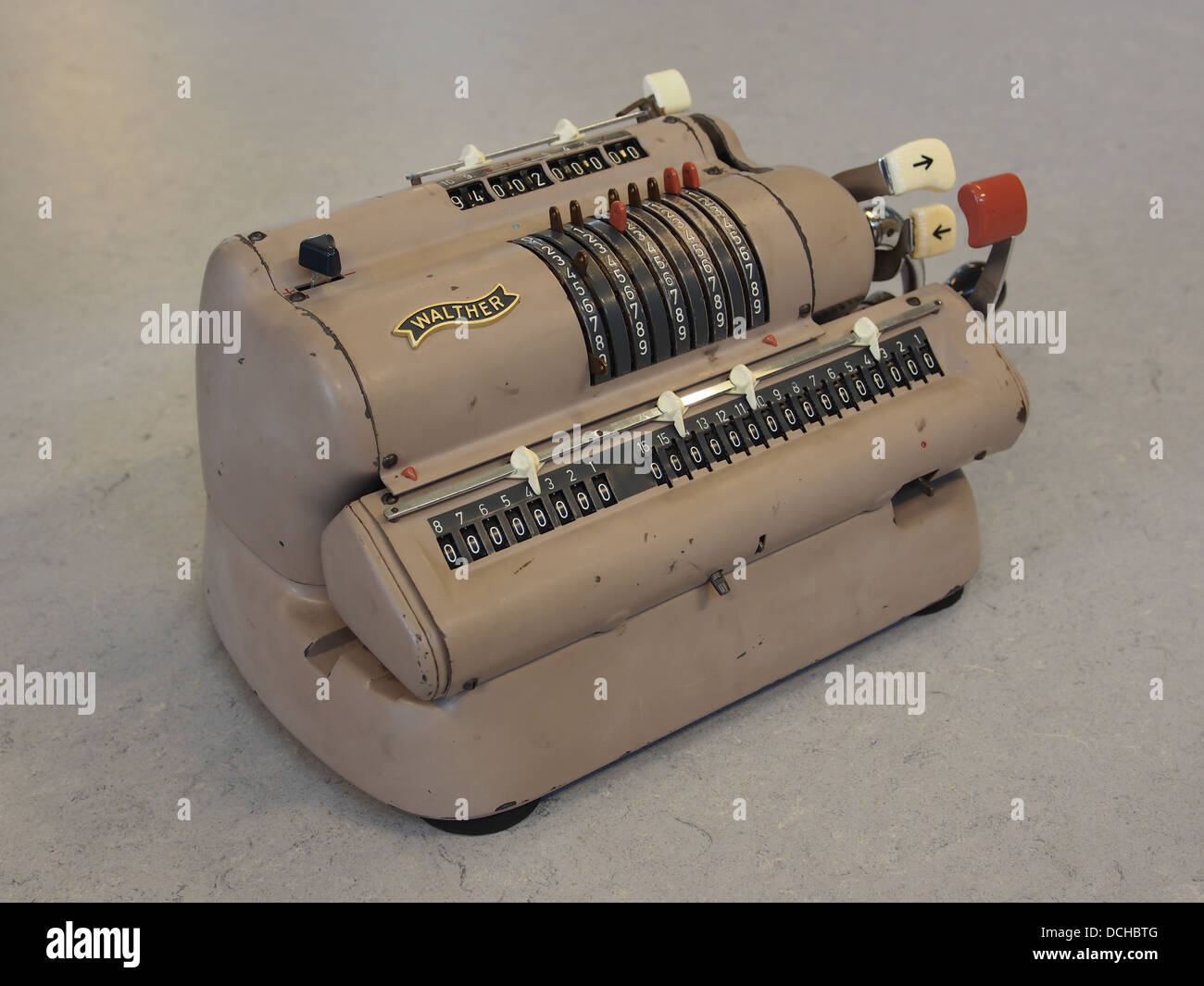 Walther calculadora mecánica pic-002 Fotografía de stock - Alamy