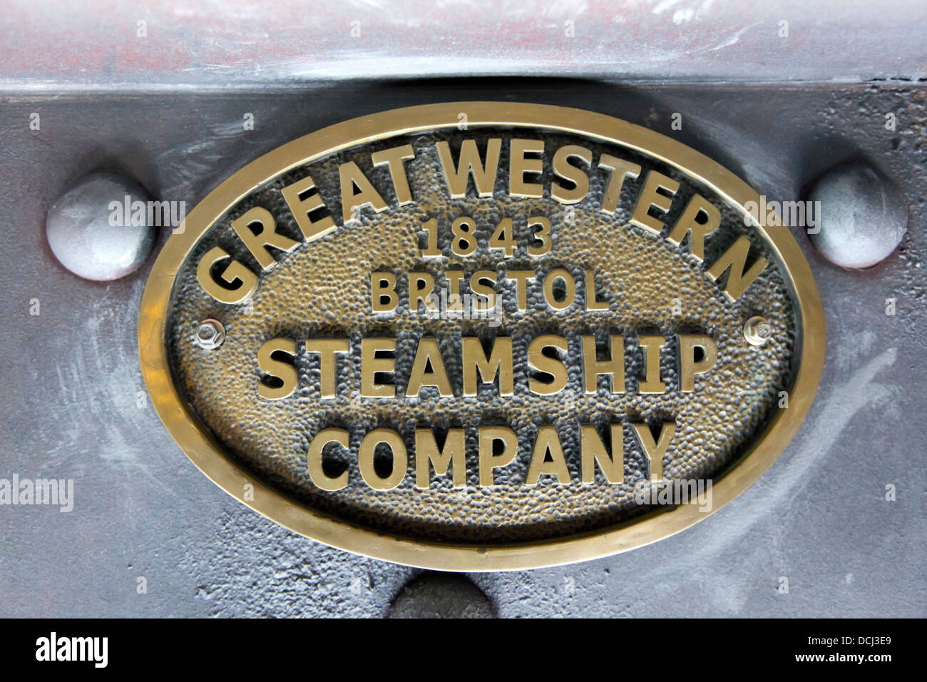 Placa de bronce por Isambard Kingdom Brunel el barco de vapor SS Gran Bretaña. Bristol, Inglaterra, Reino Unido. Foto de stock