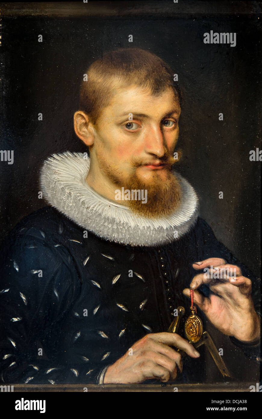 Siglo 16 - Retrato de un hombre, posiblemente un arquitecto o un geógrafo - Pedro Pablo Rubens (1597) Óleo sobre cobre Foto de stock