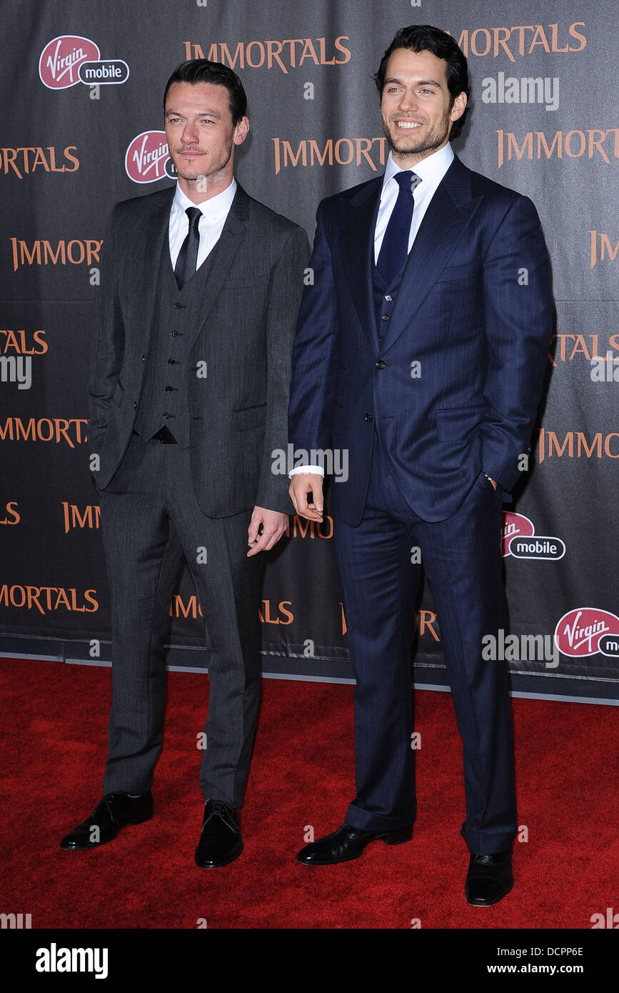 Luke Evans And Henry Cavill Fotos e Imágenes de stock Alamy