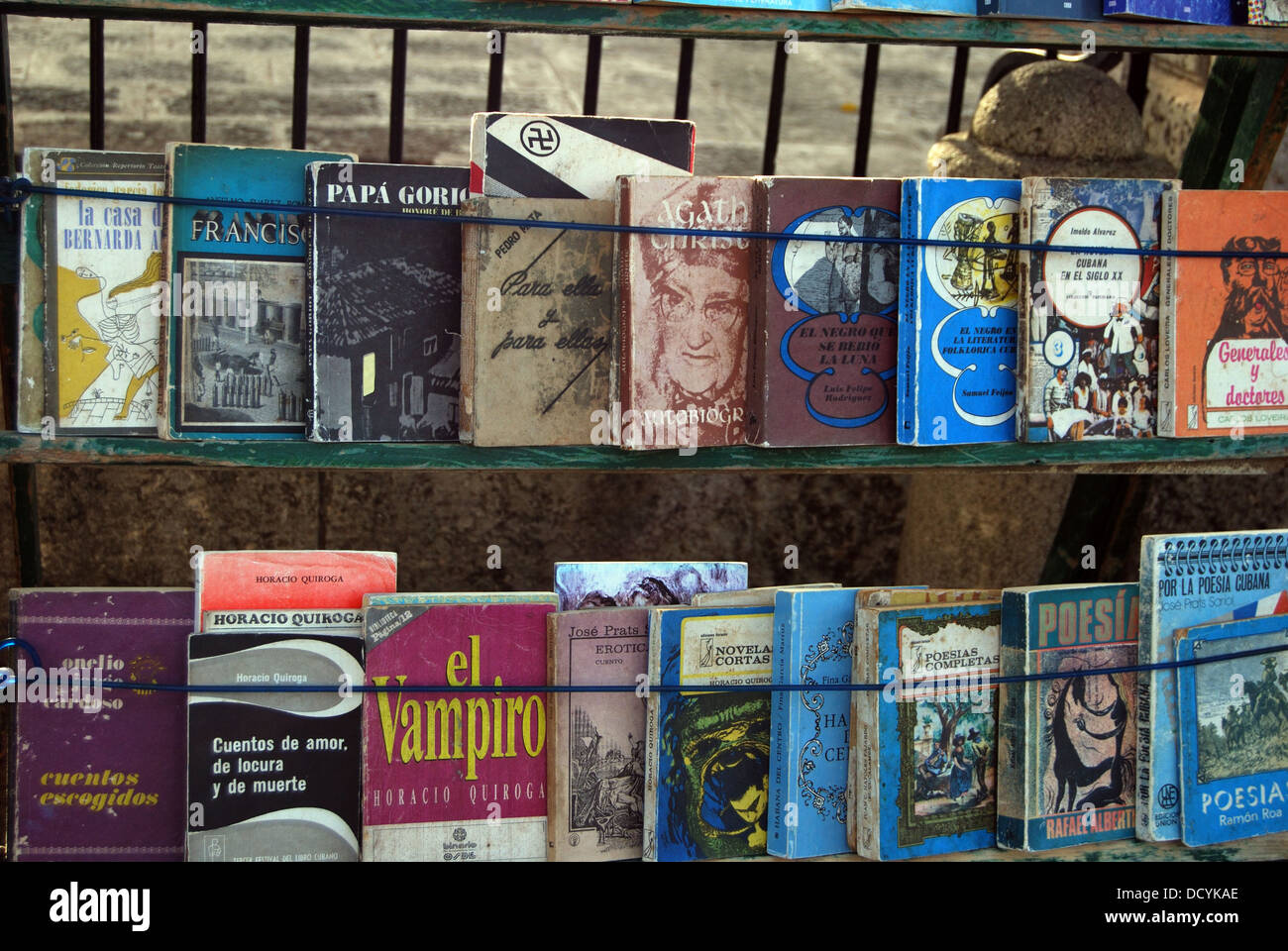 Librería de segunda mano, La Habana, Cuba, el Caribe Fotografía de stock -  Alamy