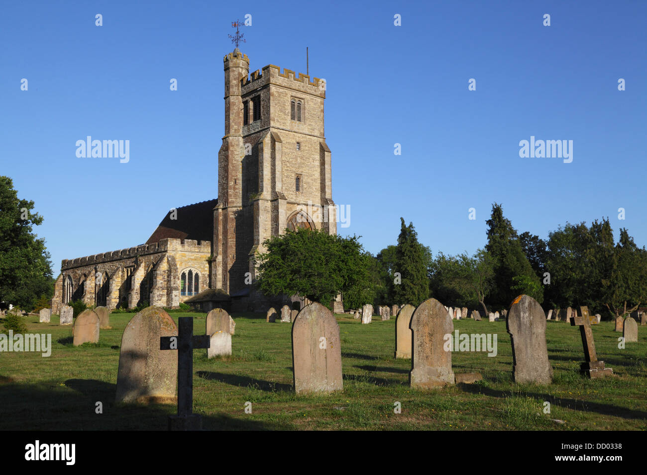 La Iglesia de todos los santos de Biddenden Kent England Reino Unido GB Foto de stock