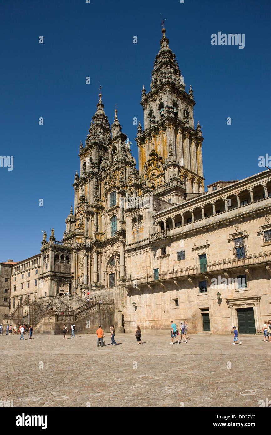 La Catedral de Saint James ciudad vieja plaza del Obradoiro de Santiago de Compostela, Galicia, España Foto de stock
