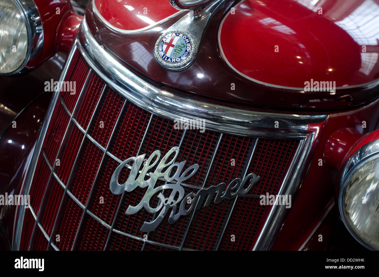 Detalle de los MASC de un Alfa Romeo C6 Grand Sport desde el Museo Alemán en Munich Alemania Foto de stock