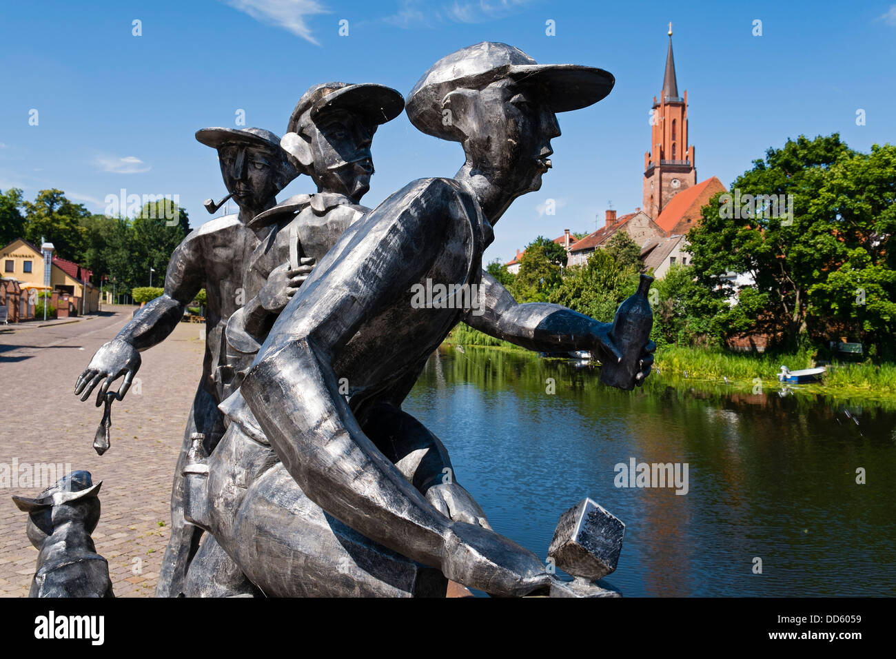 La escultura 'chleusenspucker', Rathenow, Alemania Foto de stock