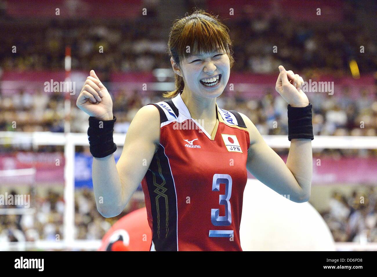 Saori Kimura (JPN), 18 de agosto de 2013 - Voleibol : 2013 FIVB World Grand Prix, Ronda Preliminar la semana 3 Piscina M coinciden con Japón 3-2 República Checa en el gimnasio de Sendai en Sendai, Miyagi, Japón. (Foto por Ryu Makino/AFLO) Foto de stock