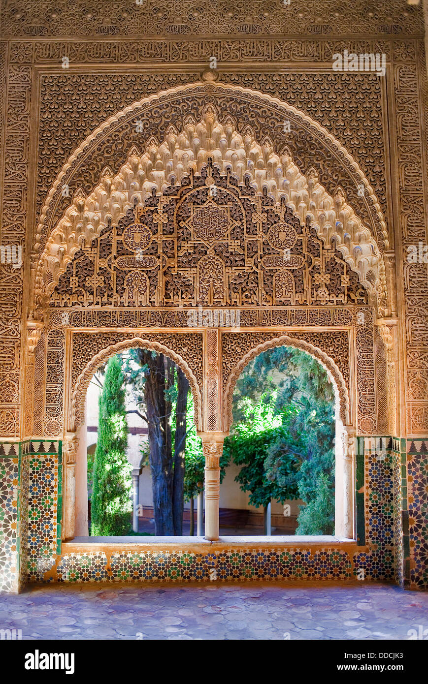 Mirador de Daraxa, en Ajimeces hall, el Palacio de los leones, palacios Nazaries, Alhambra, Granada, Andalucía, España Foto de stock