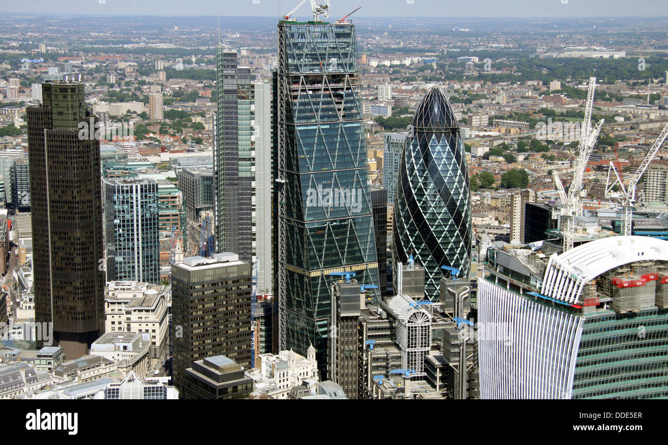 Vista aérea de la Ciudad de London Square Mile, pepinillo, QUESO RALLADOR, walkie-talkie, NatWest Tower edificios Foto de stock