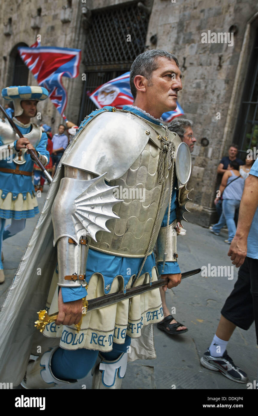 Durante el desfile del 'Palio' festival tradicional. Siena. La toscana. Italia. Foto de stock
