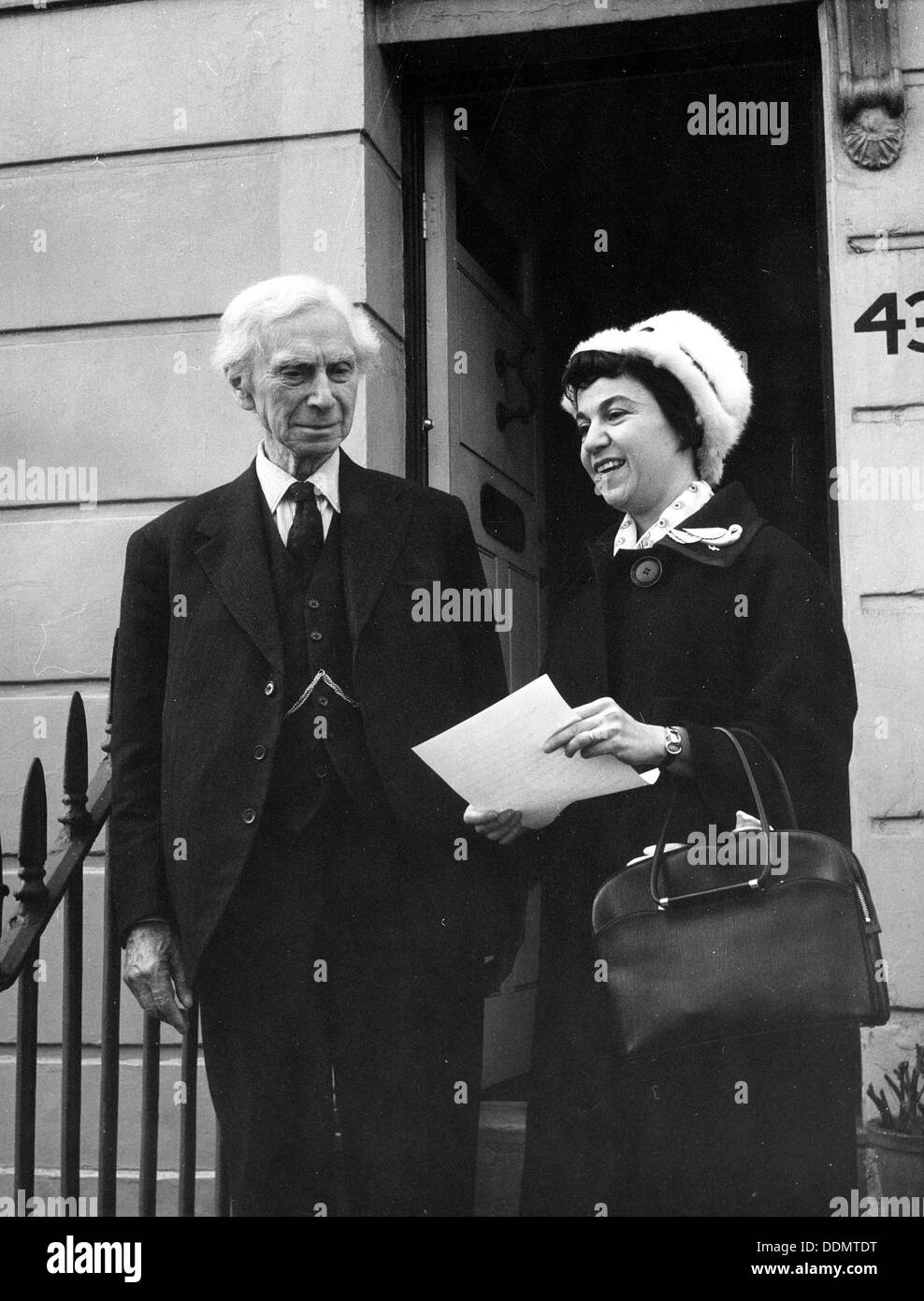 Lord Bertrand Russell (1872-1970), escritor británico y matemático. Artista: Desconocido Foto de stock