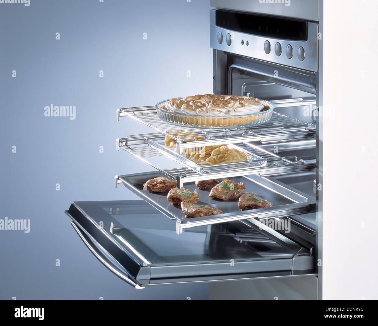 Cocina Elã©ctrica Fotos e Imágenes de stock - Alamy
