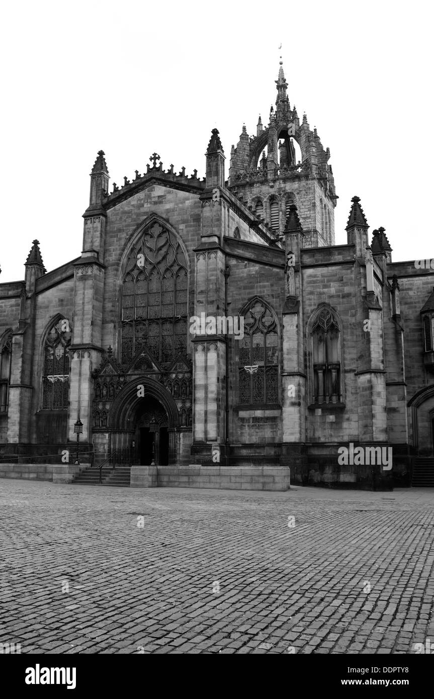 St Giles' Cathedral, más correctamente denominado High Kirk de Edimburgo, es el principal lugar de culto de la Iglesia de Scotlant Foto de stock
