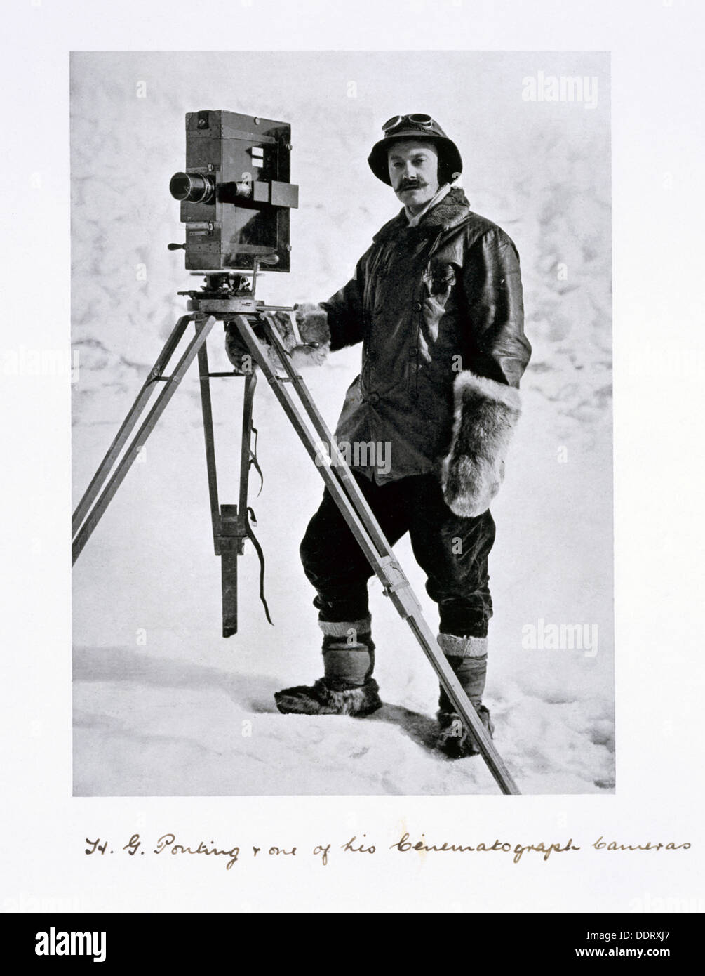 Herbert Ponting, fotógrafo británico, en la Antártida, 1910-1912. Artista: Desconocido Foto de stock