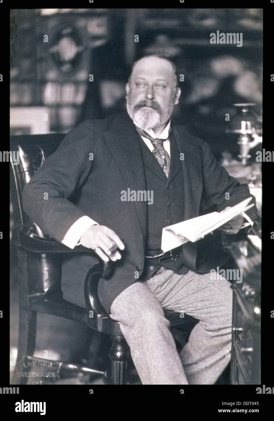 King Edward VII, c1902-1905. Artista: W&D Downey Foto de stock