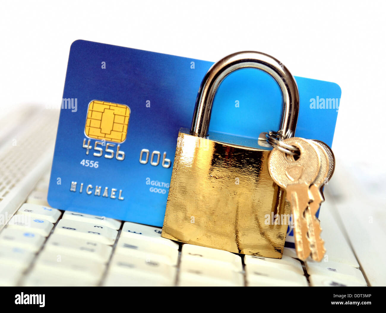 Seguridad de banca en línea y las compras con tarjeta de crédito y generador  de código seguro Fotografía de stock - Alamy