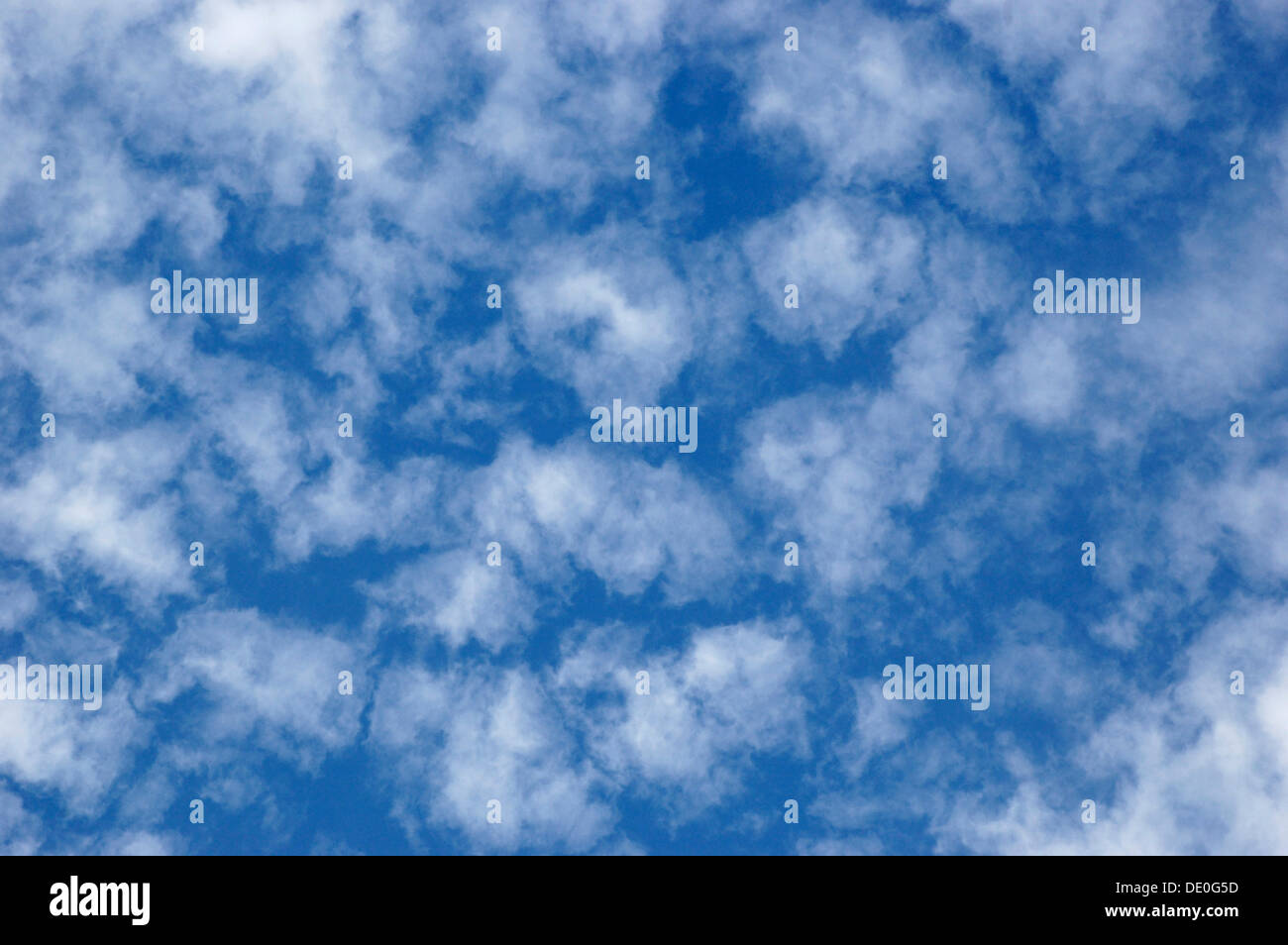 Pequeñas nubes Foto de stock