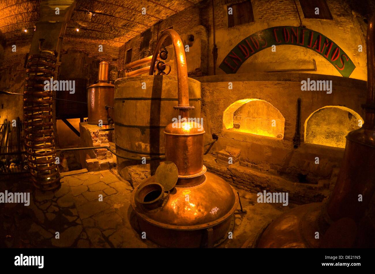 Antigua fábrica museo, Casa de Tequila Herradura destilería, la ciudad