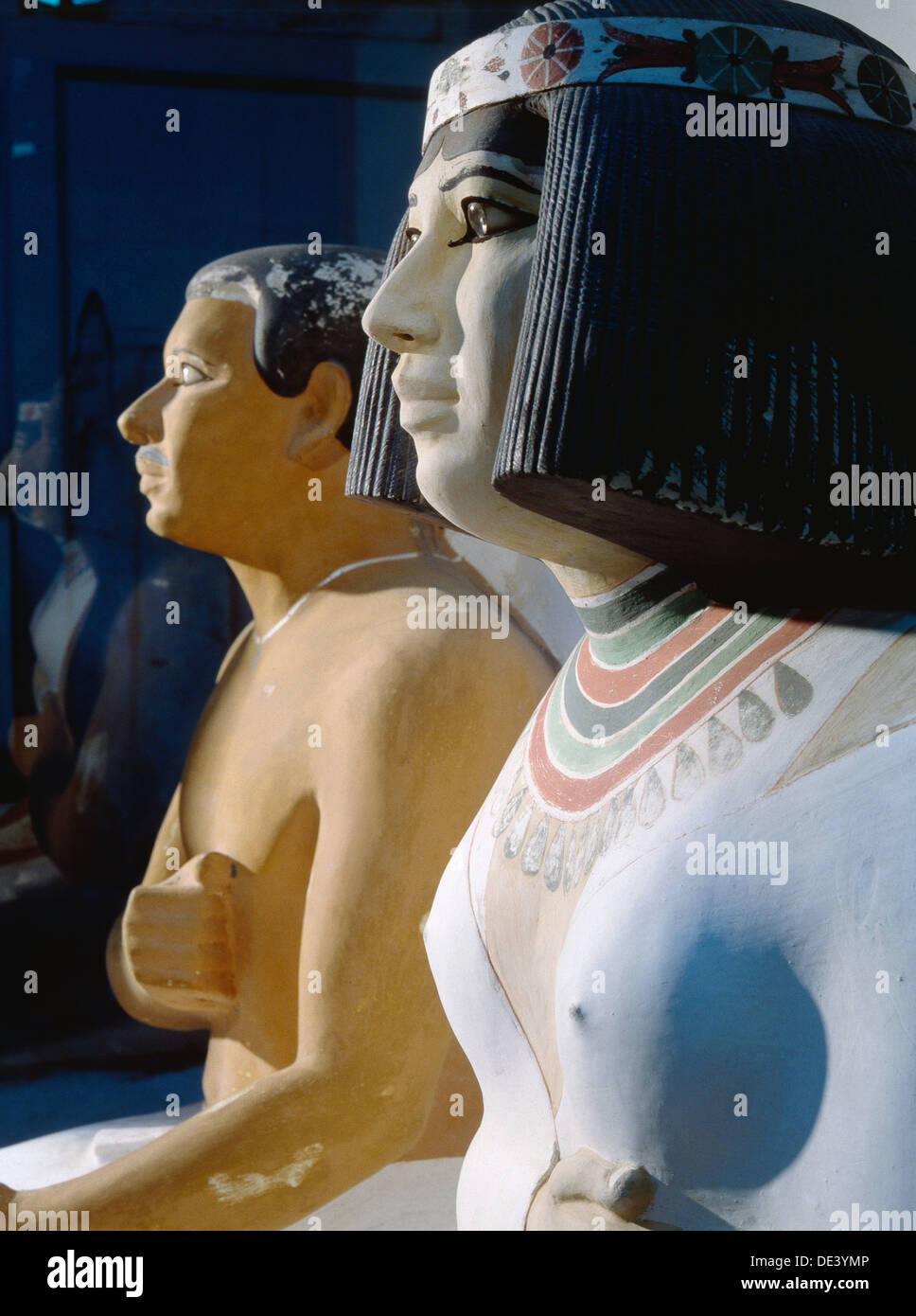 Statues rahotep and nofret fotografías e imágenes de alta resolución Alamy