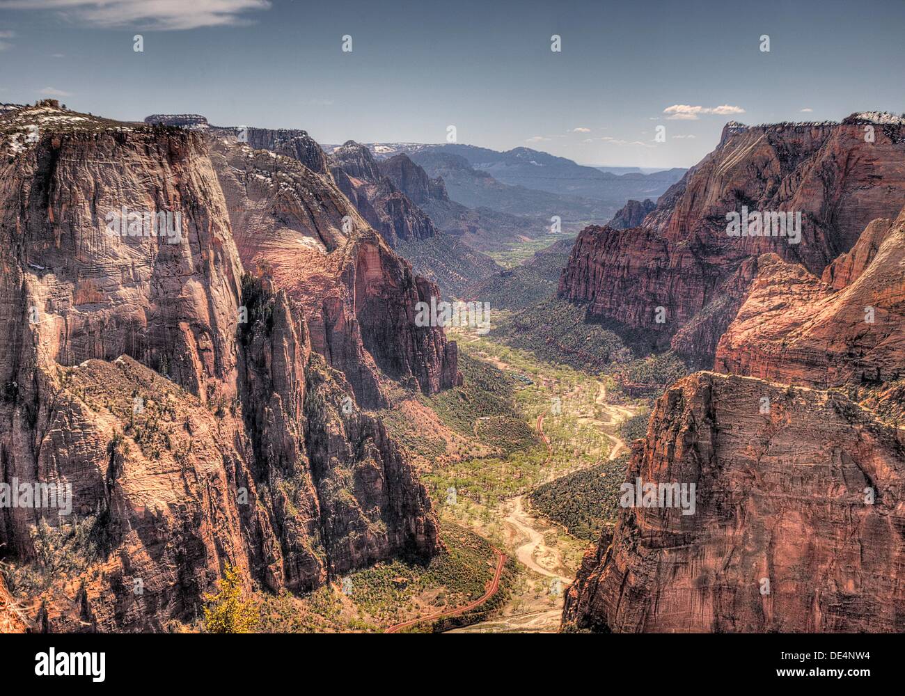 Zion Canyon como observada desde el punto de observación en el Parque Nacional de Zion, Utah Foto de stock