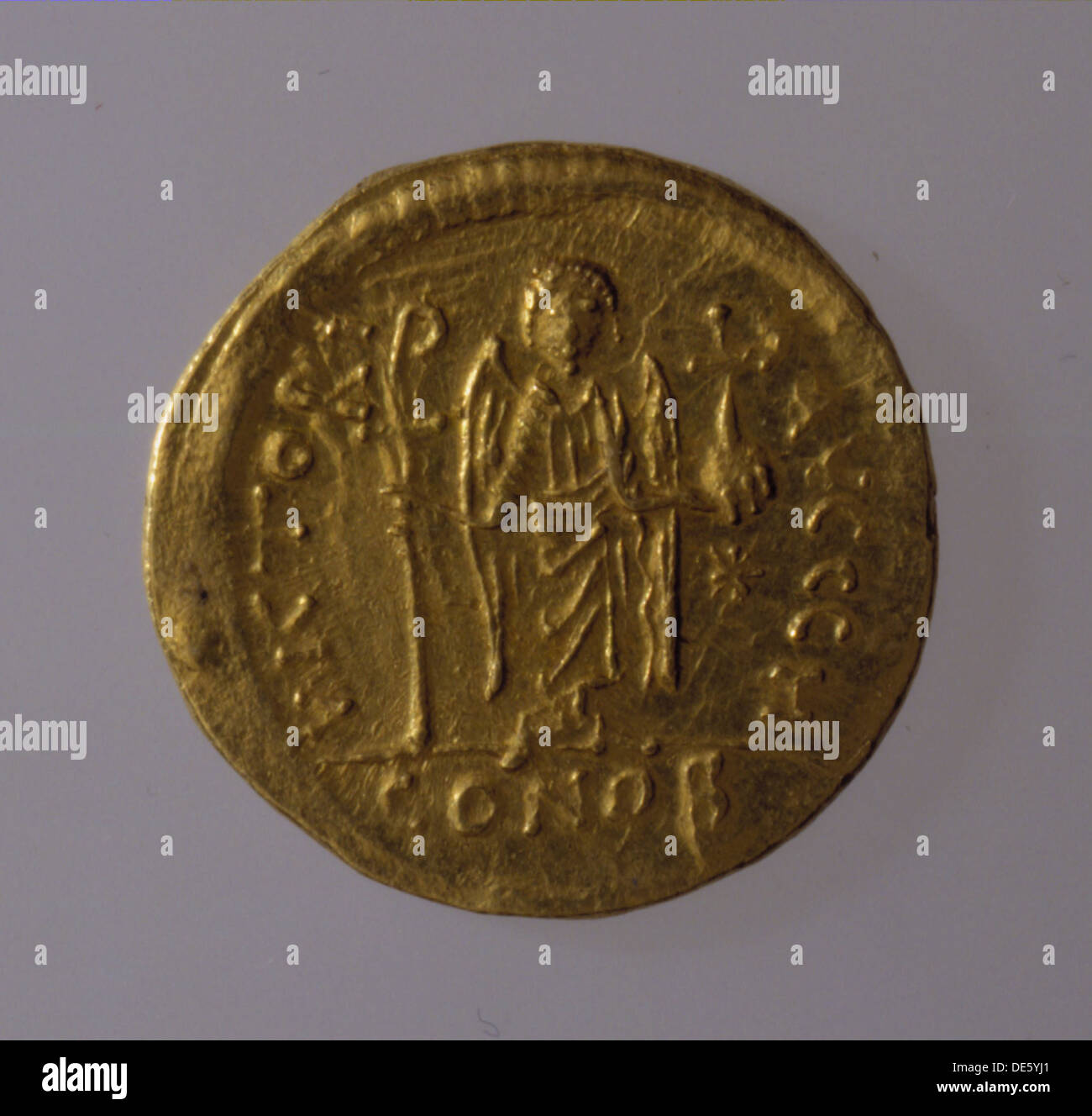 Solidus de Justiniano I, 527-565. Artista: Numismática monedas antiguas Foto de stock