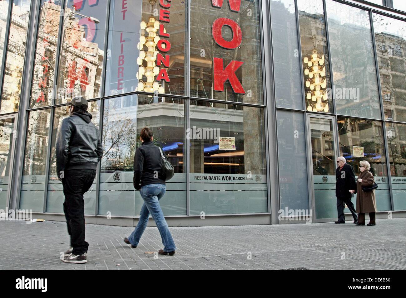 Restaurante Wok Barcelona, Cataluña, España Fotografía de stock - Alamy