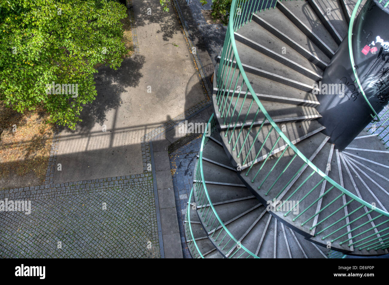 HDR vista de escalera de caracol en Colonia, Alemania Foto de stock